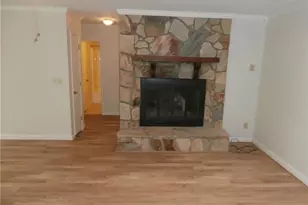 3796 Vandalia Dr, Winston-Salem, NC 27104 - Photo 5