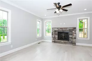 5483 Meadowlark Ct, Winston-Salem, NC 27106 - Photo 9