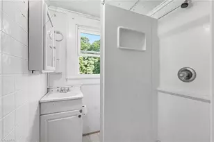 2816 Old Liberty Rd, Randleman, NC 27317 - Photo 25