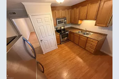 843 W 6th Street #A, Winston-Salem, NC 27101 - Photo 3