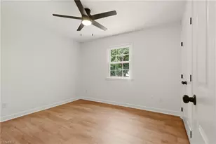4518 Oak Hollow Dr, High Point, NC 27265 - Photo 21