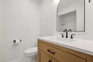 4518 Oak Hollow Dr, High Point, NC 27265 - Photo 25