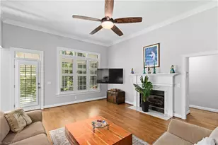 4324 Poplar Creek Ln, High Point, NC 27265 - Photo 9
