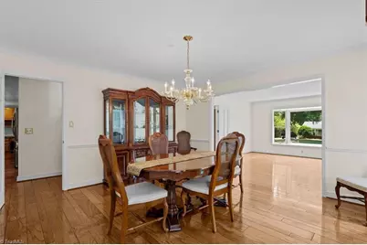919 Woodbrook Drive, Greensboro, NC 27410 - Photo 7