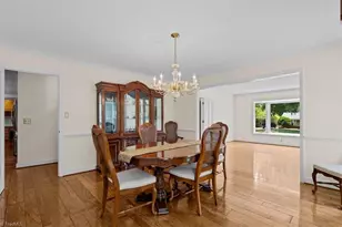 919 Woodbrook Dr, Greensboro, NC 27410 - Photo 7