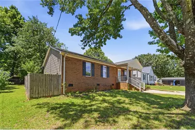 255 W 7th Street, Lexington, NC 27295 - Photo 3