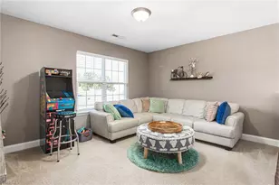 365 Mahogany Dr, Thomasville, NC 27360 - Photo 19