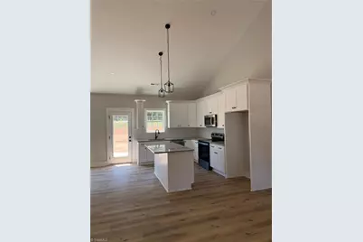 116 Comanche Trail, Lexington, NC 27295 - Photo 7