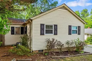 609 Hedrick Ave, High Point, NC 27262 - Photo 3