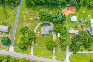 304 Armstrong Rd, Pilot Mountain, NC 27041 - Photo 35
