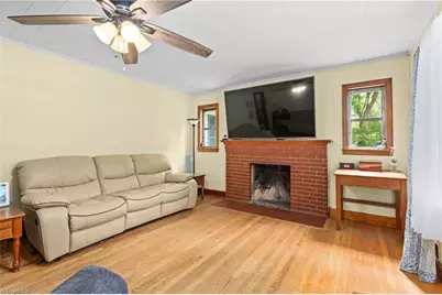 304 Armstrong Road, Pilot Mountain, NC 27041 - Photo 5