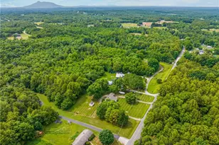 304 Armstrong Rd, Pilot Mountain, NC 27041 - Photo 37
