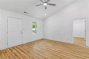 1318 Delaware Ave, Eden, NC 27288 - Photo 3