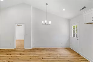 1318 Delaware Ave, Eden, NC 27288 - Photo 11