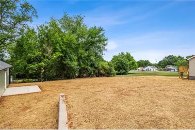 1318 Delaware Avenue, Eden, NC 27288 - Photo 33