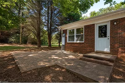 123 Regal Circle, Mooresville, NC 28117 - Photo 3