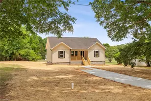 210 Merriman St, Eden, NC 27288 - Photo 35