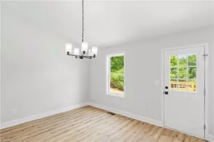 210 Merriman St, Eden, NC 27288 - Photo 9