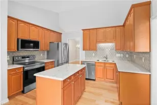 2074 Hibiscus Ln, Kernersville, NC 27284 - Photo 13