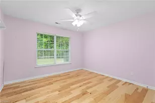 2074 Hibiscus Ln, Kernersville, NC 27284 - Photo 27
