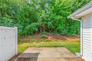 2074 Hibiscus Ln, Kernersville, NC 27284 - Photo 31