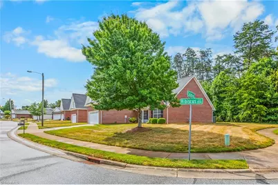 2074 Hibiscus Lane, Kernersville, NC 27284 - Photo 3