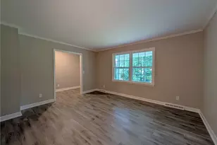 2696 Belwick Dr, Winston-Salem, NC 27106 - Photo 9