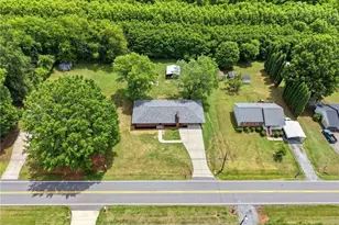 242 Island Dr, Madison, NC 27025 - Photo 41