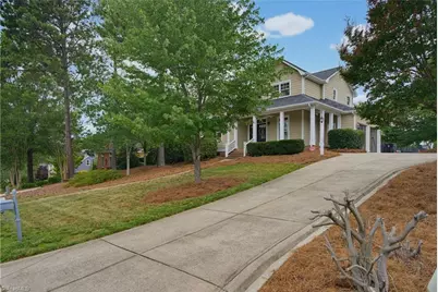 275 Charter Court SE, Concord, NC 28025 - Photo 3