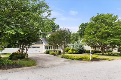 6204 Highland Brook Drive, Clemmons, NC 27012 - Photo 3