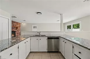 5671 Novack St, Winston-Salem, NC 27105 - Photo 9