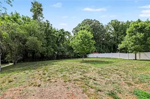 5671 Novack St, Winston-Salem, NC 27105 - Photo 3