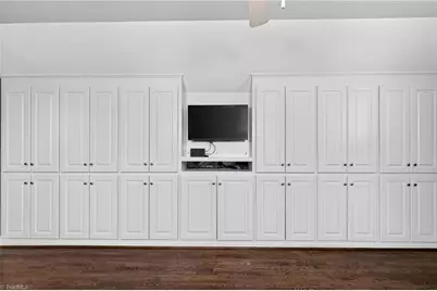 2546 North Beech Lane, Greensboro, NC 27455 - Photo 23