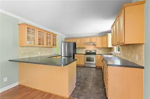 3725 Crestbrook Ln, Pfafftown, NC 27040 - Photo 5