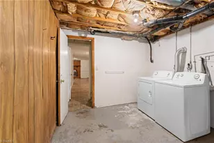 3725 Crestbrook Ln, Pfafftown, NC 27040 - Photo 29