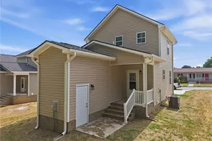1801 Tucker St, Greensboro, NC 27405 - Photo 29
