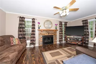 5963 Honeycomb Ln, Pfafftown, NC 27040 - Photo 7