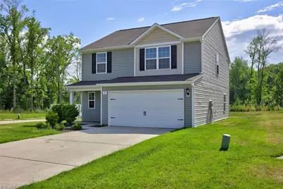 8 Hazelburn Court, Greensboro, NC 27405 - Photo 3