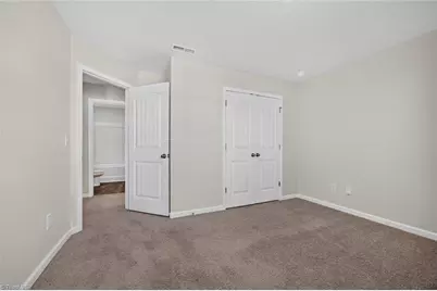8 Hazelburn Court, Greensboro, NC 27405 - Photo 25