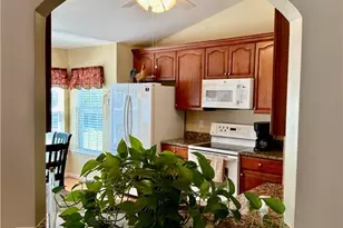 3706 Queenswood Ln, Jamestown, NC 27282 - Photo 7