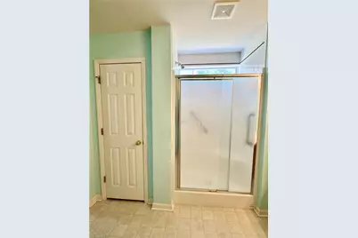 3706 Queenswood Lane, Jamestown, NC 27282 - Photo 17