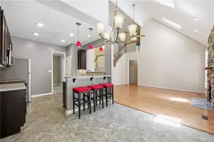 425 Turnberry Dr, Mebane, NC 27302 - Photo 9