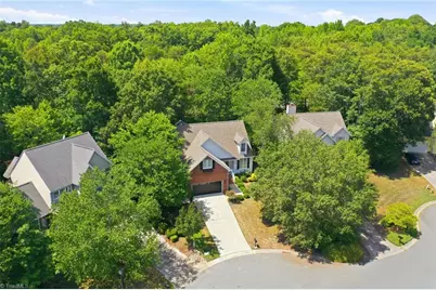 425 Turnberry Drive, Mebane, NC 27302 - Photo 3