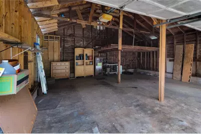 2103 N Thomas Avenue, Newton, NC 28658 - Photo 31