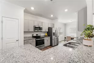 3966 Cowen St, High Point, NC 27265 - Photo 9