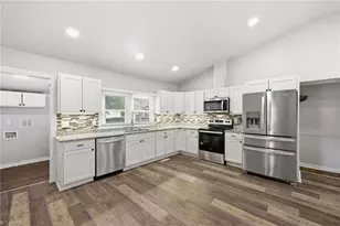 4157 Old Hillsborough Rd, Mebane, NC 27302 - Photo 11