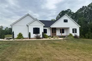 2498 Settle Bridge Rd, Stoneville, NC 27048 - Photo 3