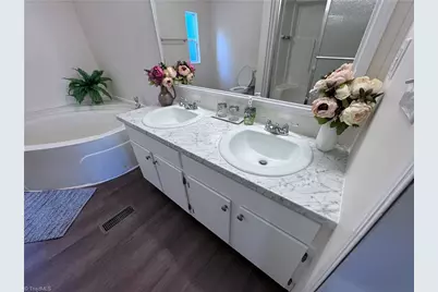 293 Regina Drive, Thomasville, NC 27360 - Photo 25