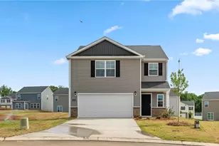 633 Beechwood Cir, Thomasville, NC 27360 - Photo 1