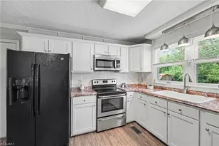2800 New Garden Rd E, Greensboro, NC 27455 - Photo 19